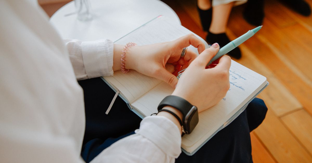The Role of Online Reviews in Selecting Therapists in the Central Coast